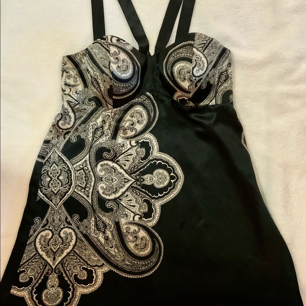 White House Black Market Size small.